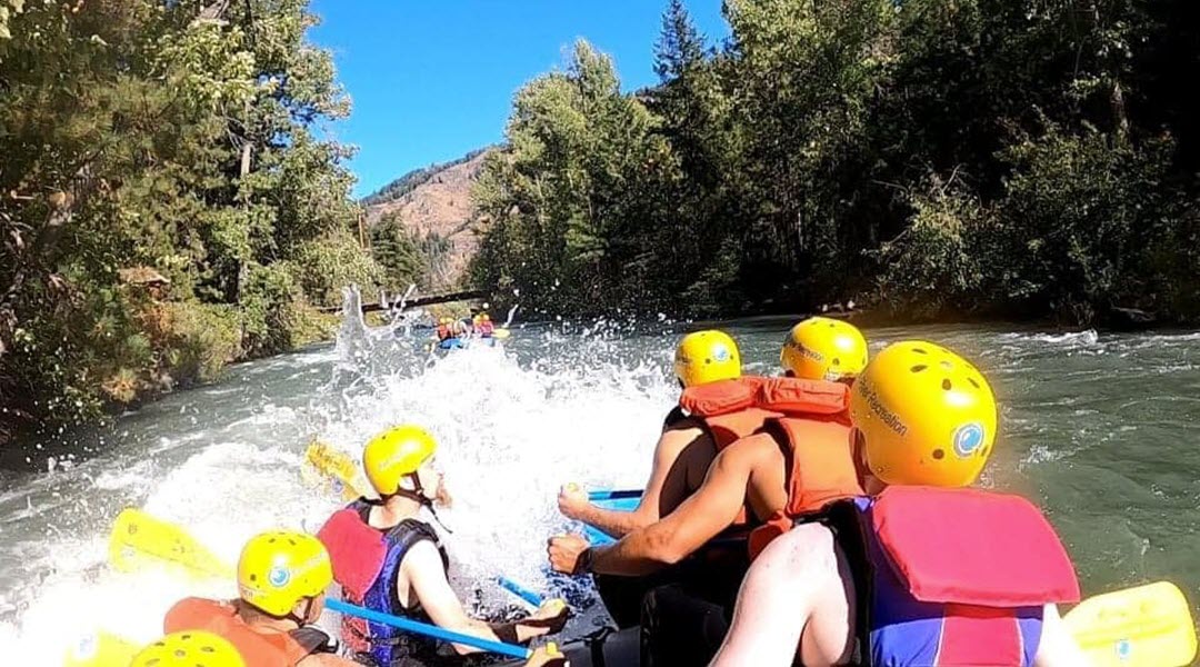 Safety First: Tips For A Safe Whitewater Rafting Experience