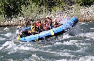what to wear white water rafting near Leavenworth